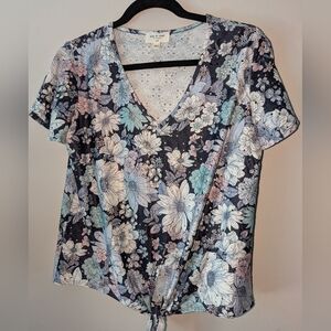 Kim & Cami Vibrant Blue and Pink Short Sleeve Tee